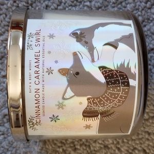 CINNAMON CARAMEL SWIRL - Bath & Body Works - 3 Wick Candle